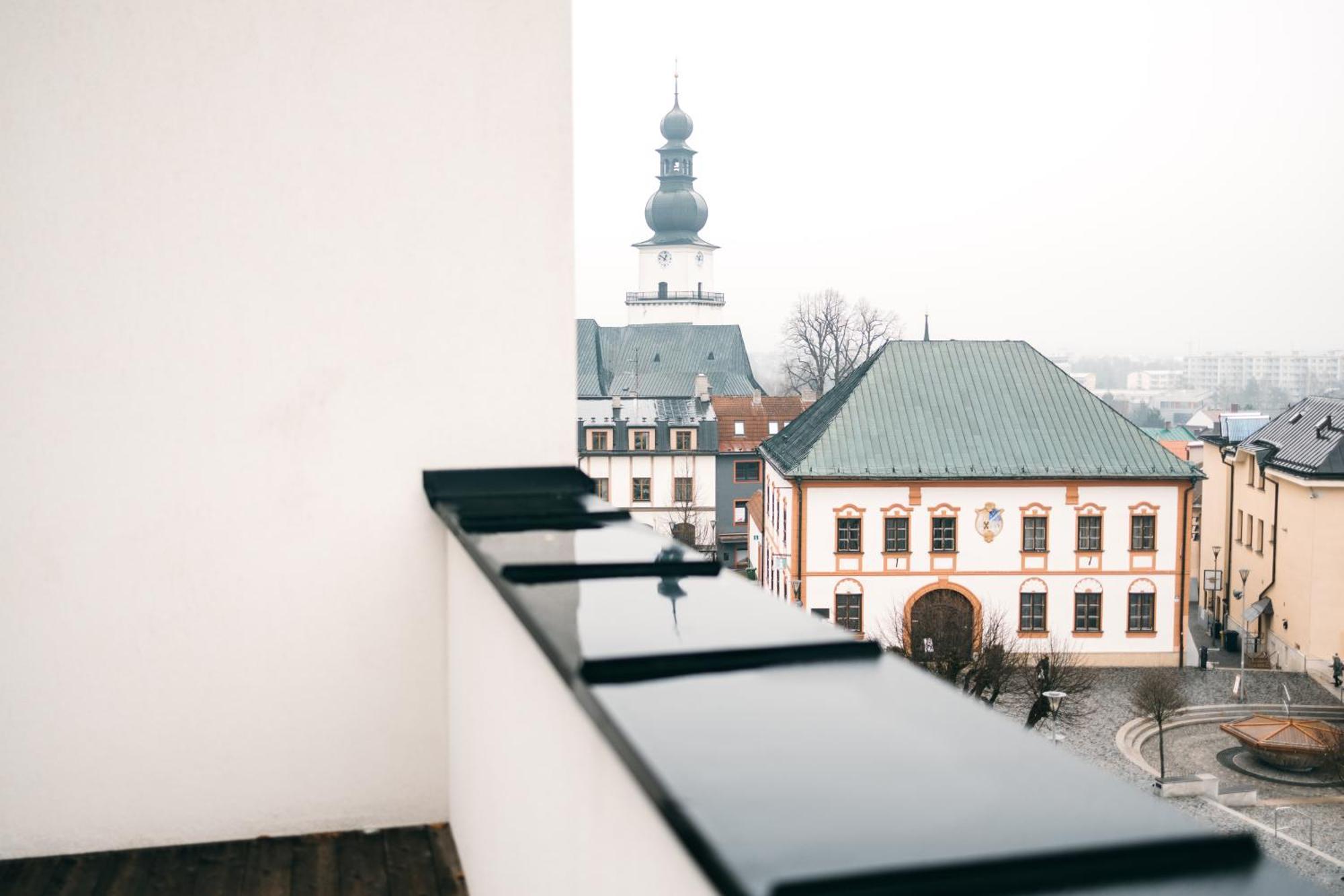 Byt 21 V Rezidenci Bily Lev Na Namesti Žďár nad Sázavou Esterno foto